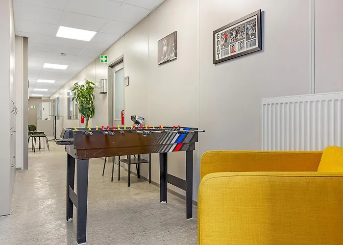 Albrooms Monteur & Business *